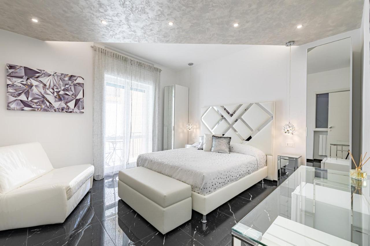 Prezioso Suites & Rooms Lecce Buitenkant foto