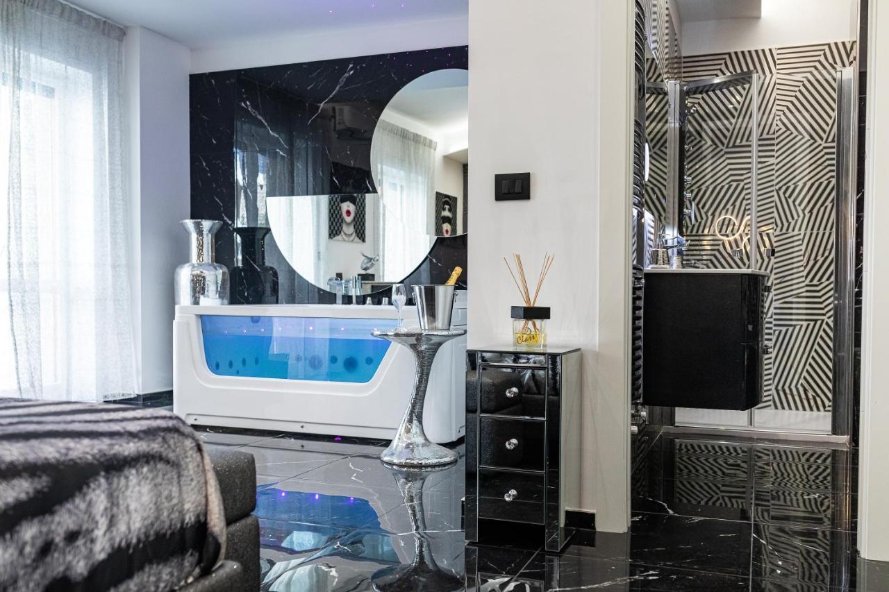Prezioso Suites & Rooms Lecce Buitenkant foto
