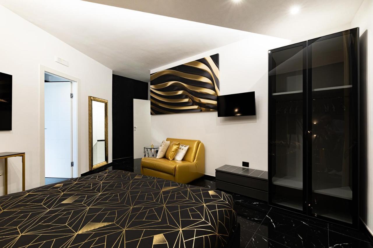 Prezioso Suites & Rooms Lecce Buitenkant foto