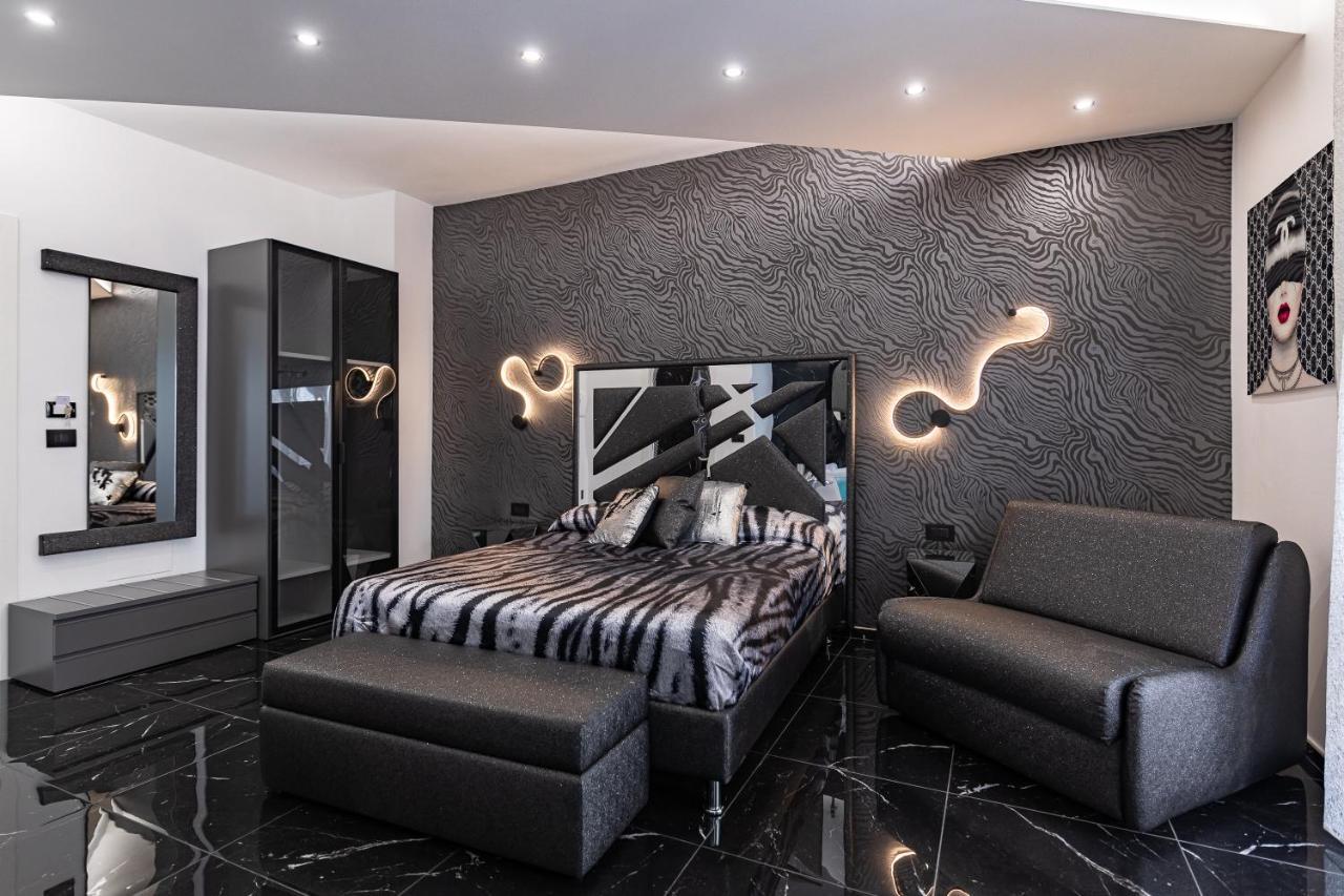 Prezioso Suites & Rooms Lecce Buitenkant foto