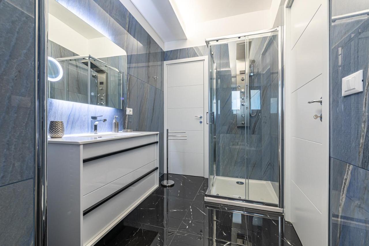 Prezioso Suites & Rooms Lecce Buitenkant foto