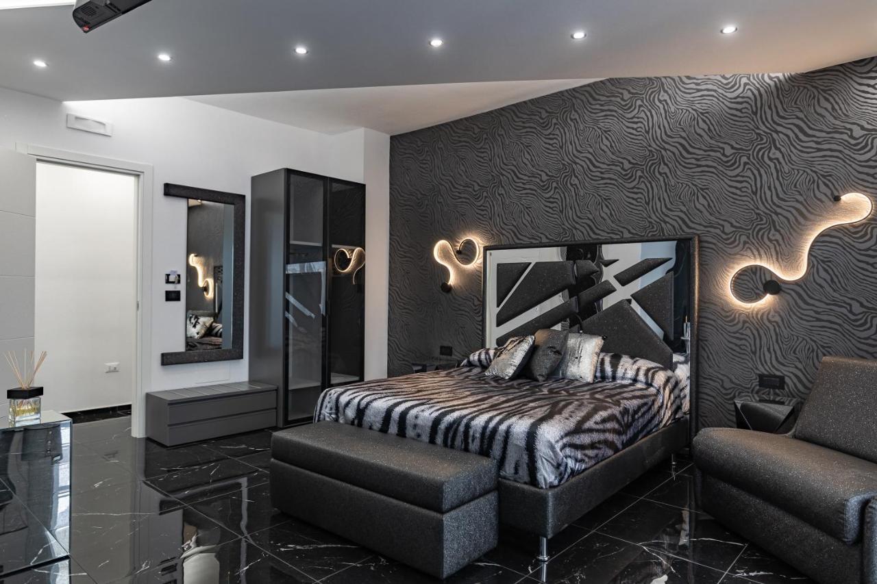 Prezioso Suites & Rooms Lecce Buitenkant foto
