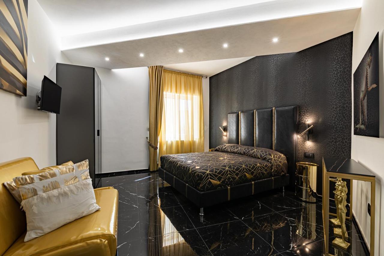 Prezioso Suites & Rooms Lecce Buitenkant foto